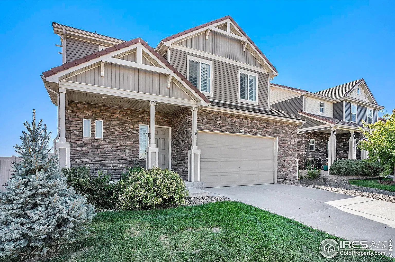 5 bed, 2900 sqft, $3,200 — Photo 2