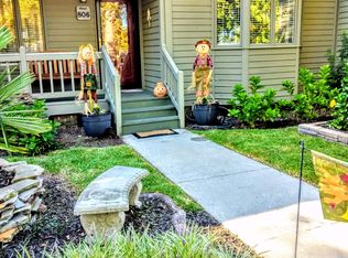 806 Villas Ct, Murrells Inlet, SC 29576