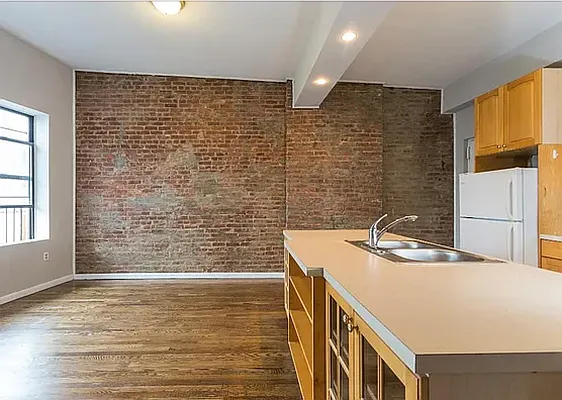 Rented by Nest Seekers International | media 4