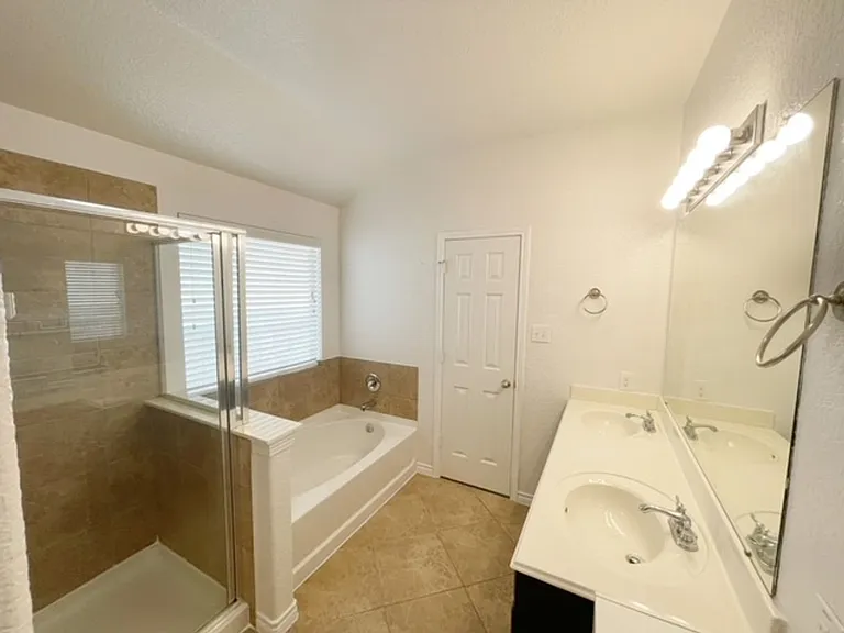 10202 Sun Ml — Photo 12