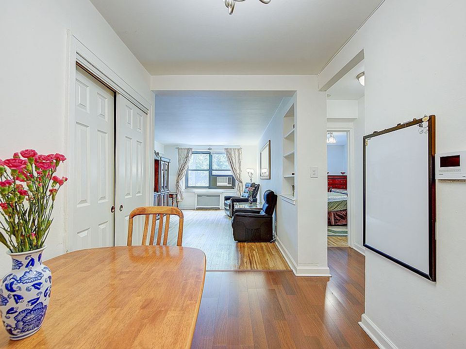 1st image of 21207 75th Ave APT 2O