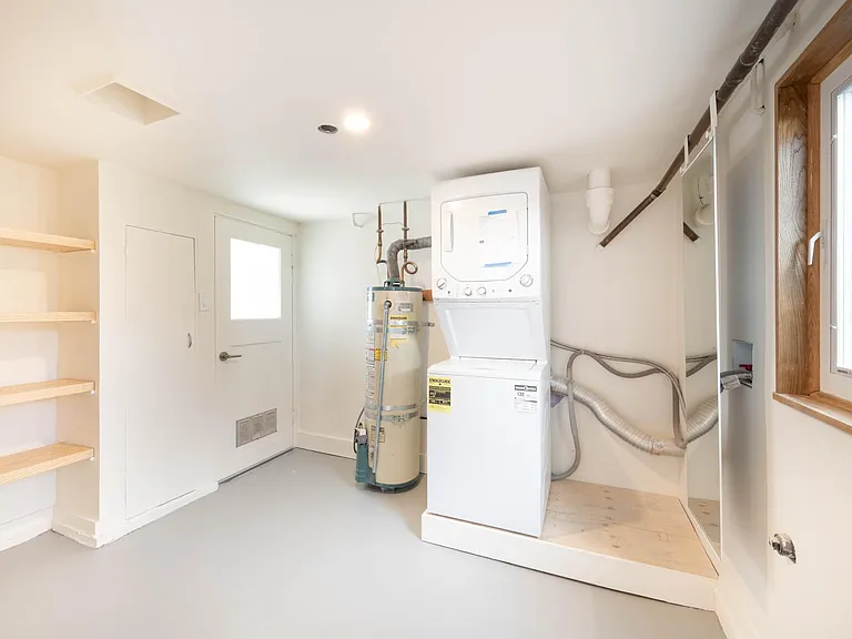 Laundy room