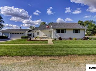 100 Winans St, Chestnut, IL 62518