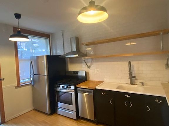 4th image of 6310 N Lakewood Ave #6312-3N