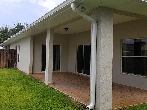 4th image of 570 Lee Ave