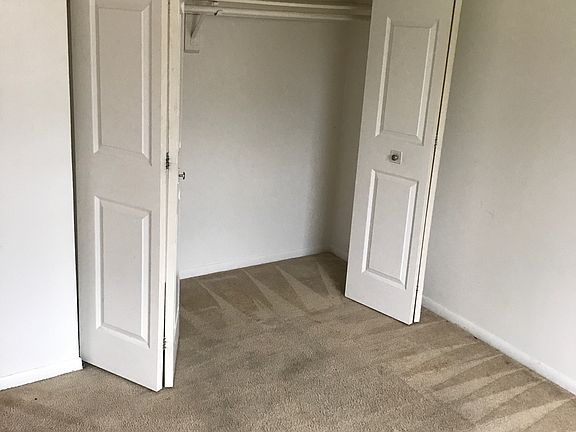 5th image of 3267 Lupine Dr