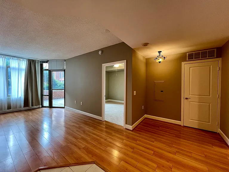 3600 Glebe Rd #230W — Photo 4