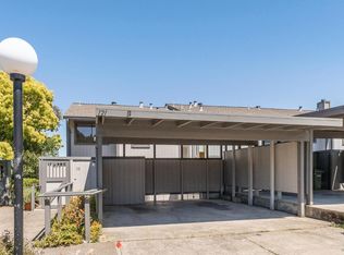 121 Sylvia Way, San Rafael, CA 94903