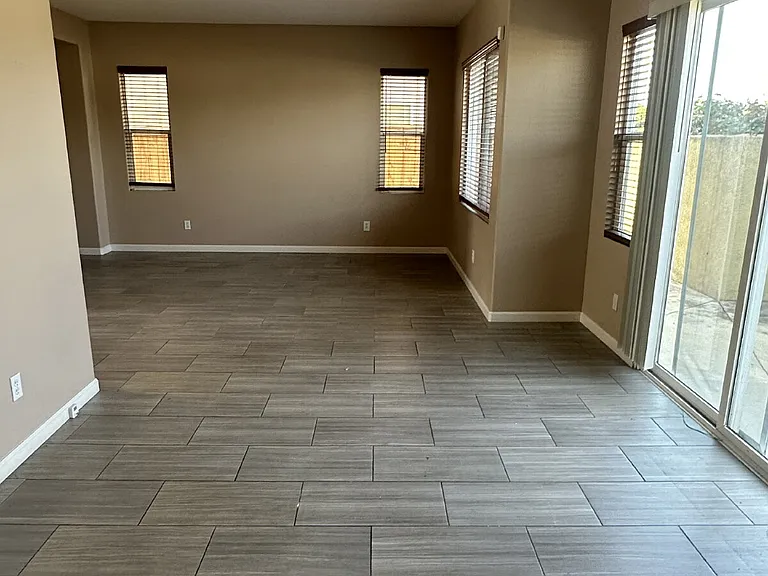 2303 Wisteria Way — Photo 4