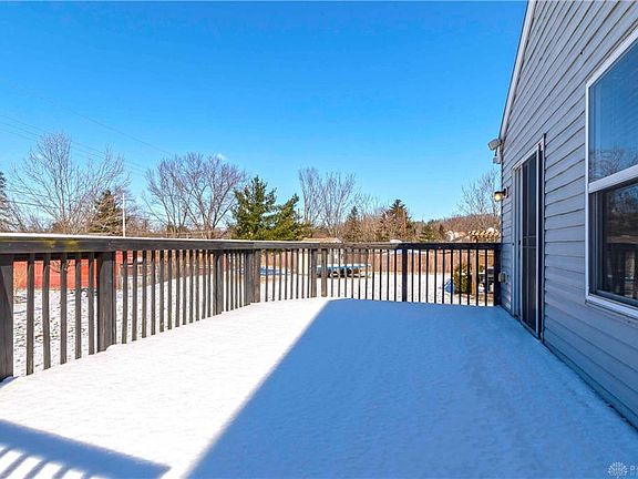 3rd image of 147 Strawberry Fields Dr