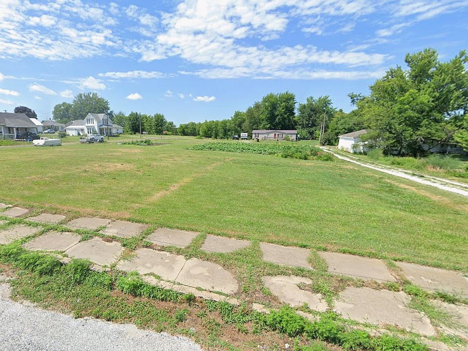 1st image of 0 3rd St