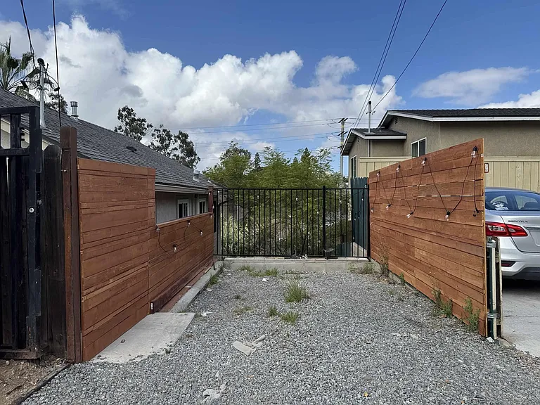 3669 Swift Ave — Photo 33