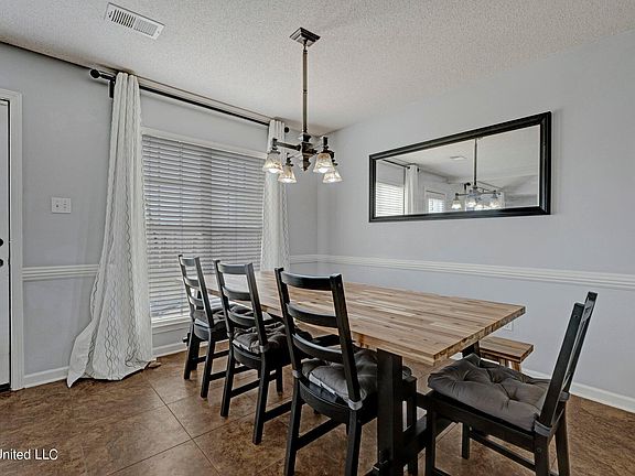 5th image of 5756 Carter Dr