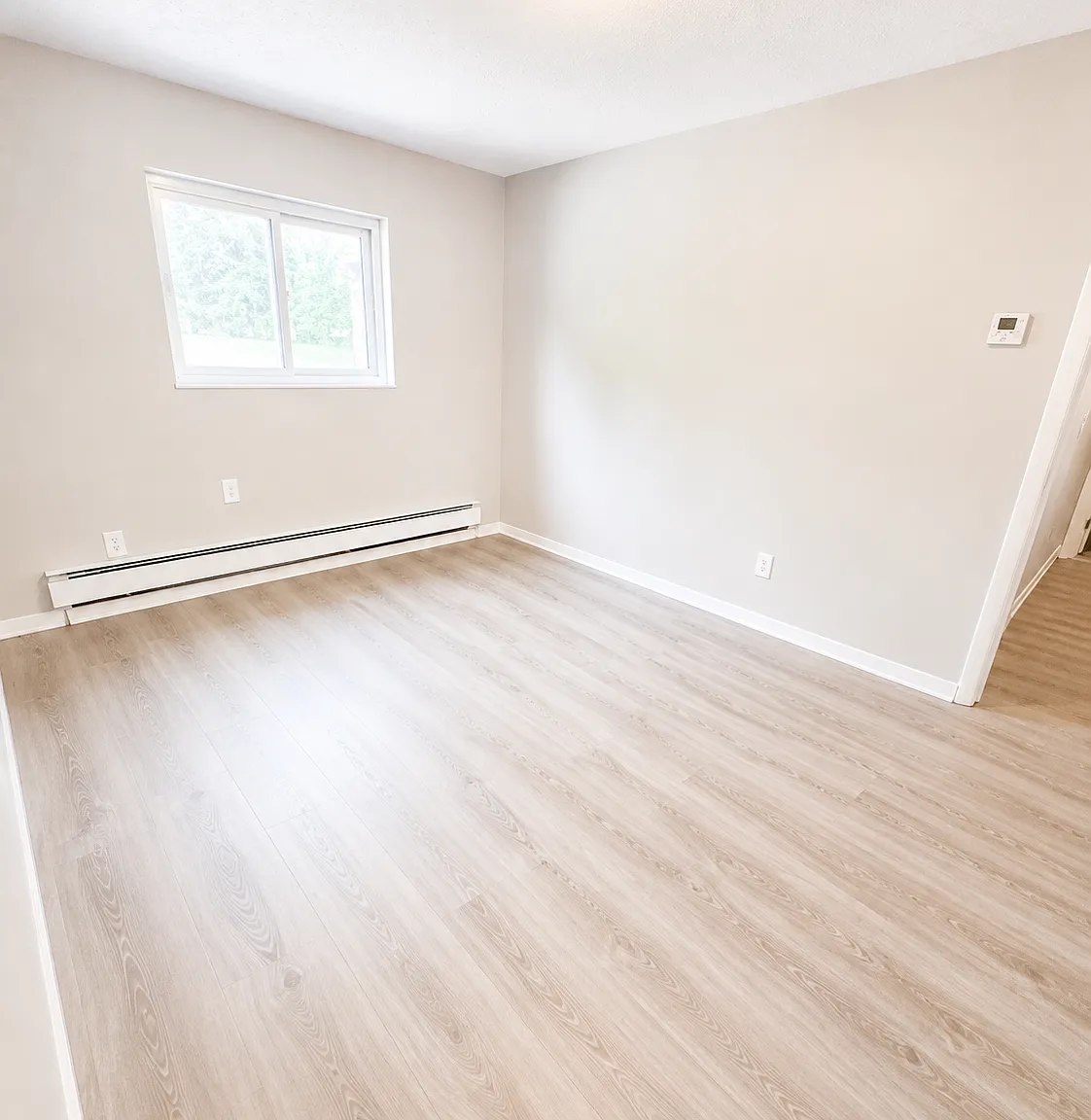 2 bed, 850 sqft, $795 — Photo 2