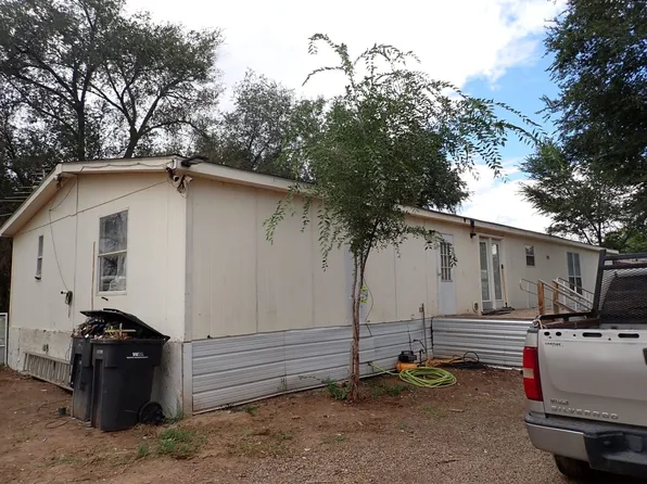 11 Bunton Rd, Belen, NM 87002
