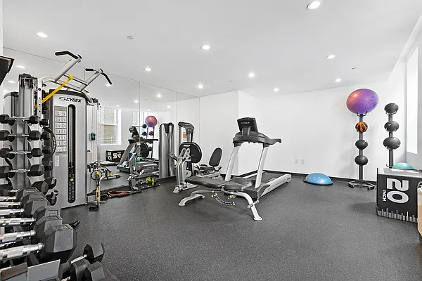 Rented by Corcoran | media 14