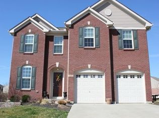 1387 Crossbend Dr, Hebron, KY 41048