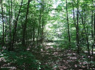 4135 Beeline Rd, Holland, MI 49423