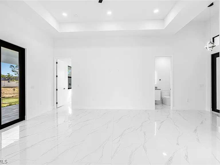 3604 29th St SW — Photo 27