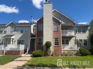 289 Vasser Dr, Piscataway, NJ 08854