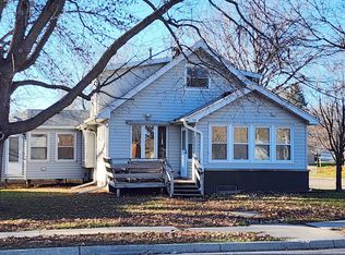 710 Broadway Ave S, Cokato, MN 55321