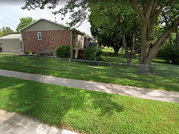5th image of 5544 S 42nd Street Ct