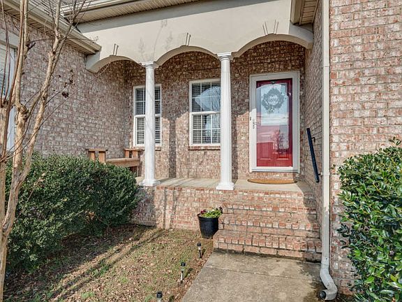 3rd image of 206 Jordan Ave