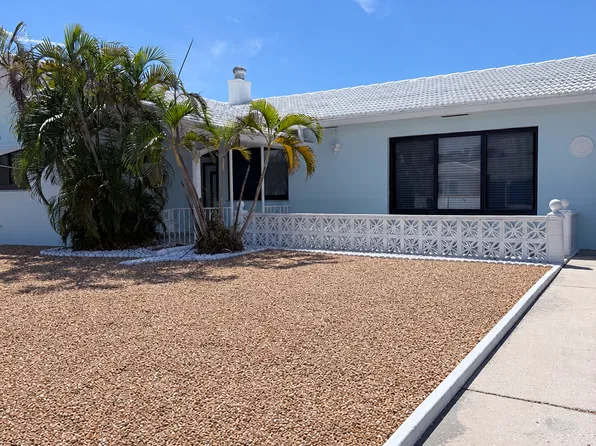195 45th Ave, Saint Pete Beach, FL 33706