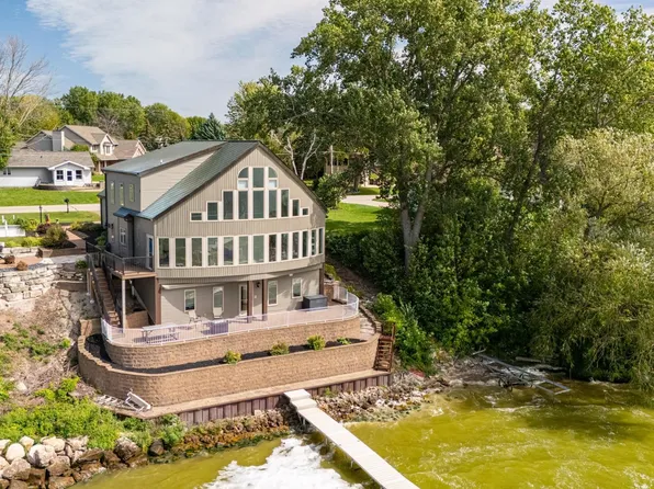 N7611 Lower Cliff Rd, Sherwood, WI 54169