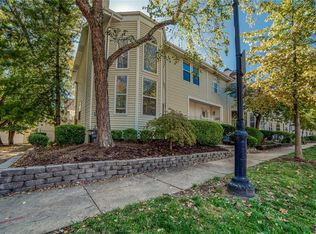 5740 Kingsbury Pl, Saint Louis, MO 63112