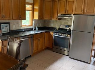 346 Concord St #2, East Haven, CT 06512