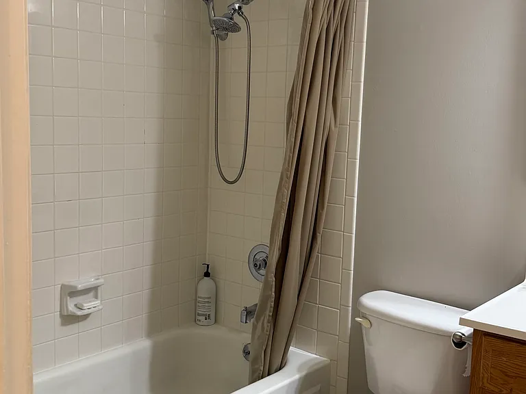 48 Crescent Hills Dr — Photo 8