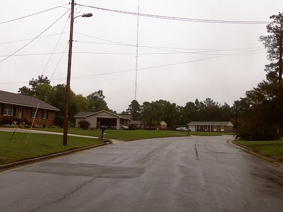 5th image of 8531 Sandy Ln