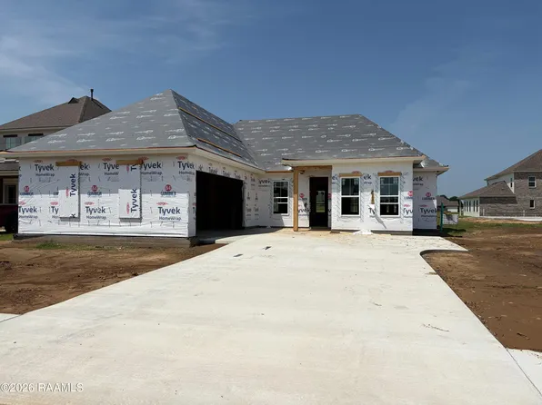 302 Sweet Harvest Rd, Youngsville, LA 70592