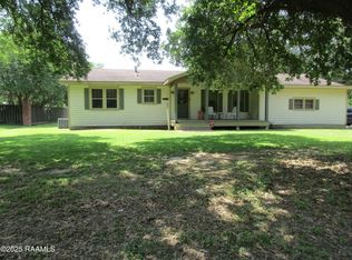 1004 E 4th St, Crowley, LA 70526