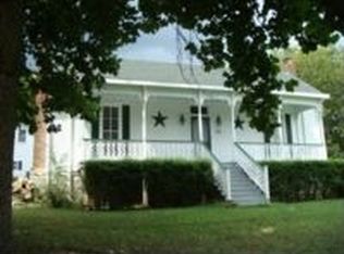 806 Baker Rd, Columbia, TN 38401