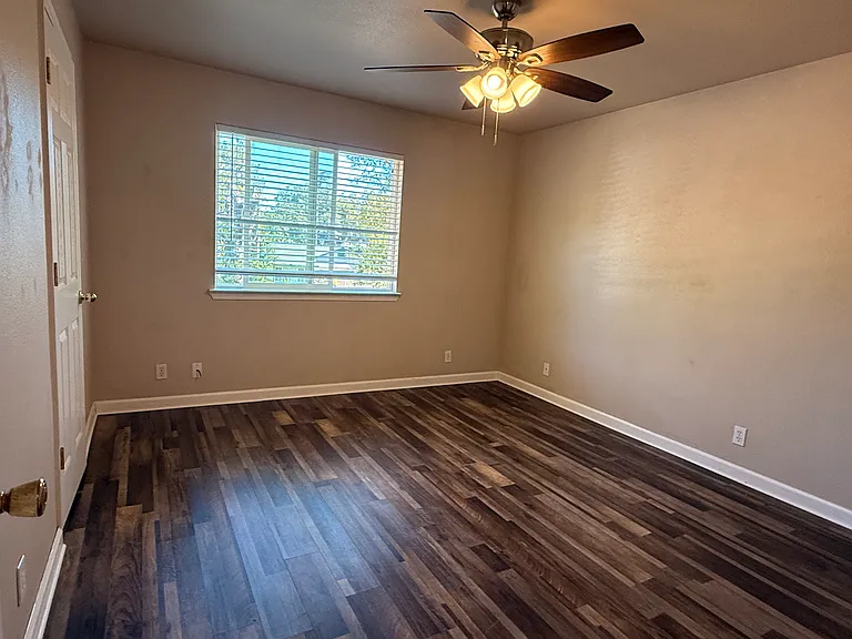 380 E 9th Ave #1 — Photo 11