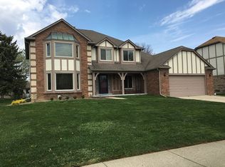 770 Bridge Park Dr, Troy, MI 48098