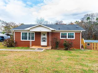 1214 Dry Ponds Rd, Granite Falls, NC 28630