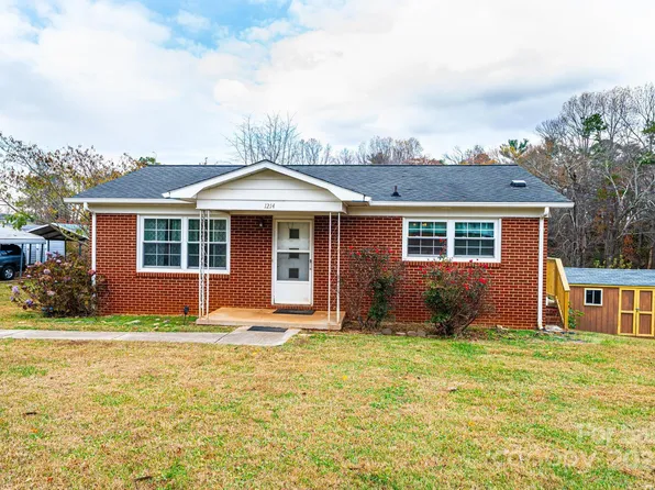 1214 Dry Ponds Rd, Granite Falls, NC 28630