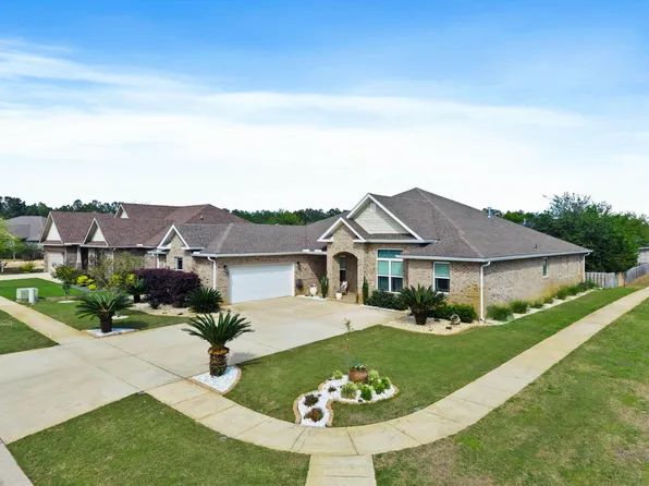 14 Madiera Dr, Freeport, FL 32439