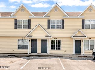 106 Cornerstone Pl #1, Jacksonville, NC 28546