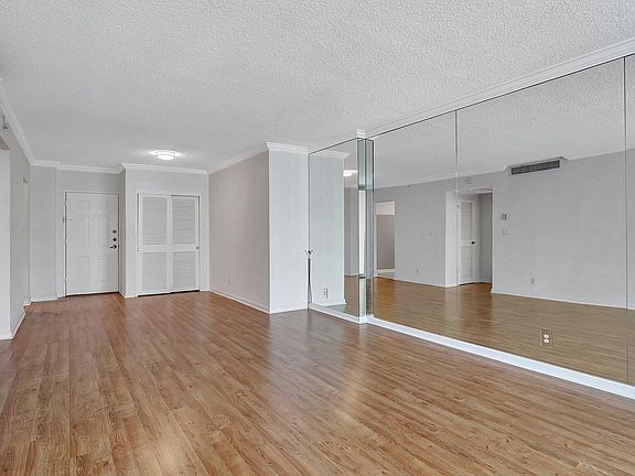 5th image of 2501 S Ocean Drive #1108
