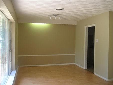 4th image of 2733 Woodmere Dr