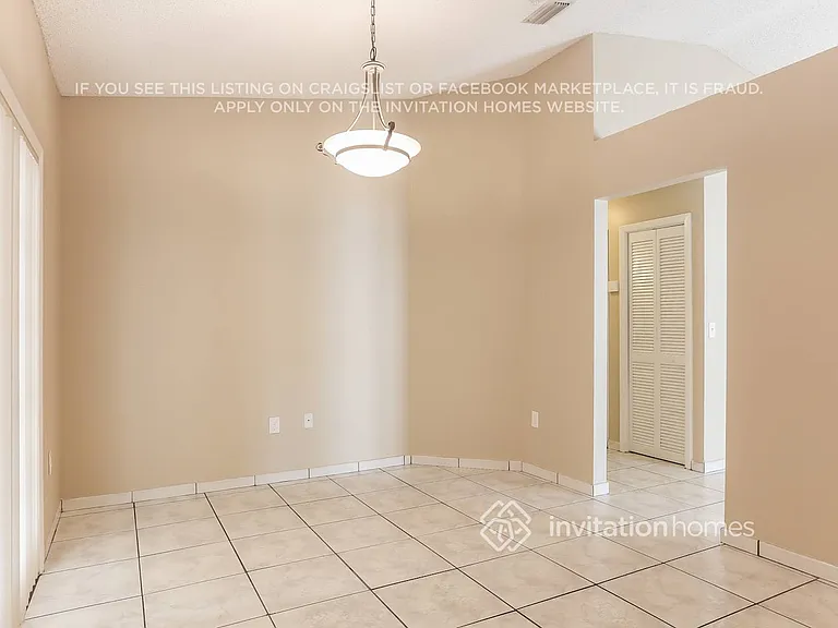 4705 SW 143rd Ave — Photo 9