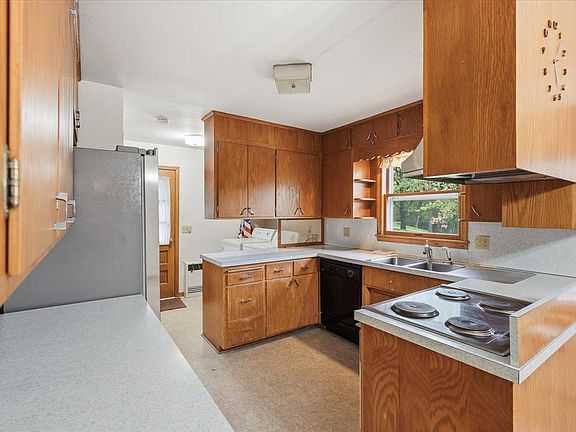 5th image of 619 Seminole Ave
