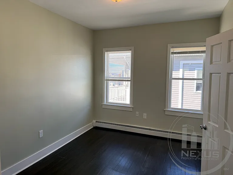 51 Arlington St #3 — Photo 6