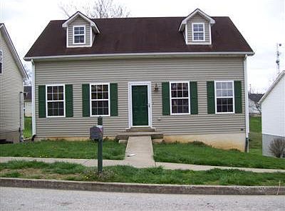 1st image of 227 Holly Berry Dr