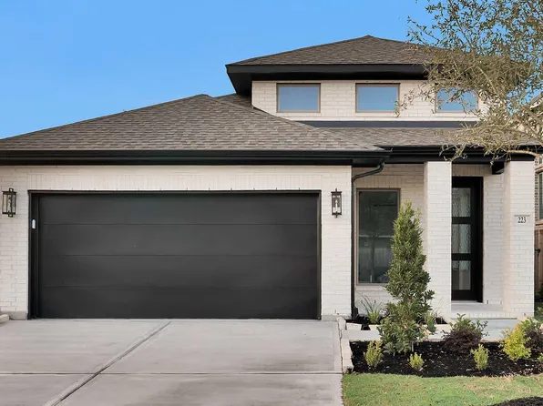 223 Bright Valley Way, Richmond, TX 77406