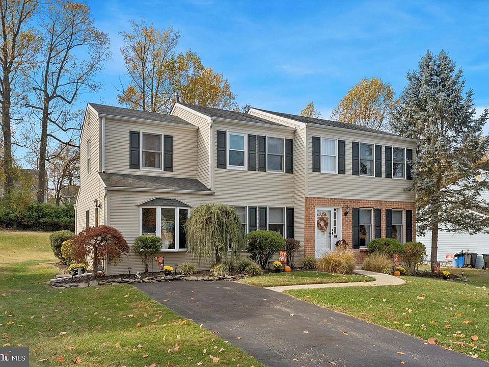 1st image of 227 Bridge Rd